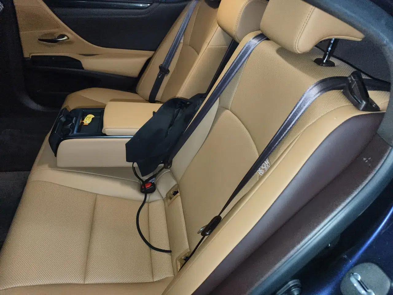 Lexus ES 2020 200 Excellence Edition — миниатюра 17