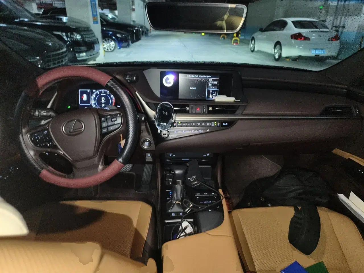 Lexus ES 2020 200 Excellence Edition — миниатюра 9