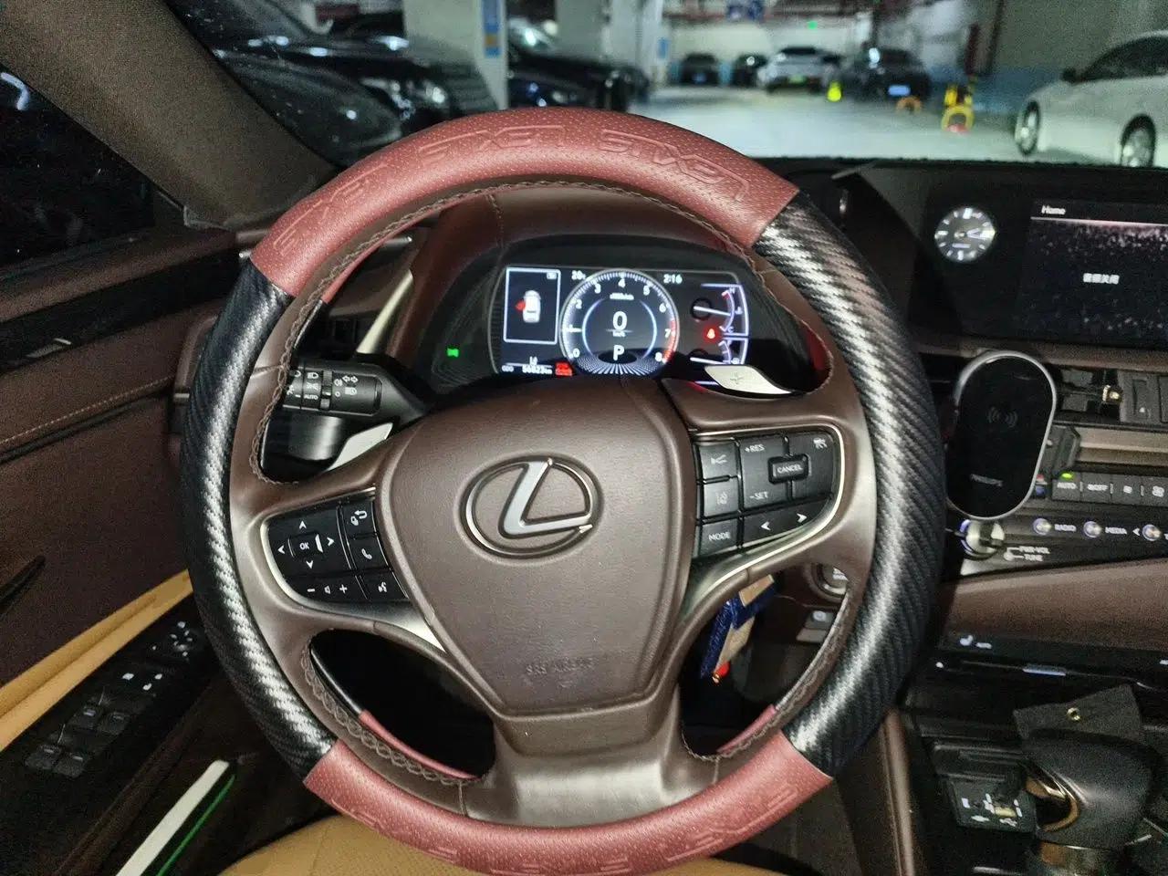 Lexus ES 2020 200 Excellence Edition — миниатюра 10