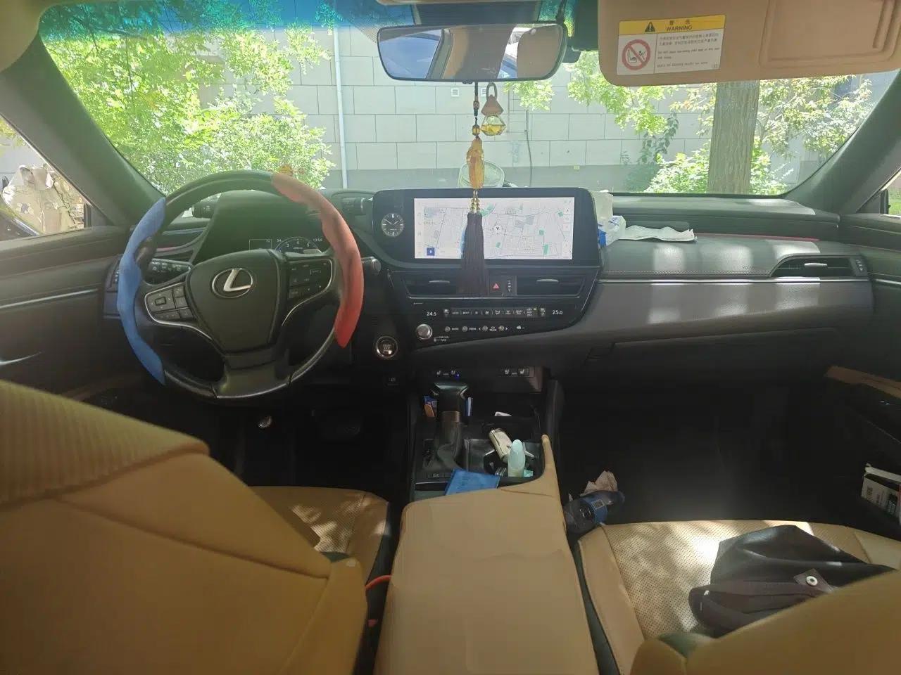 Lexus ES 2022 200 Luxury Edition — миниатюра 9