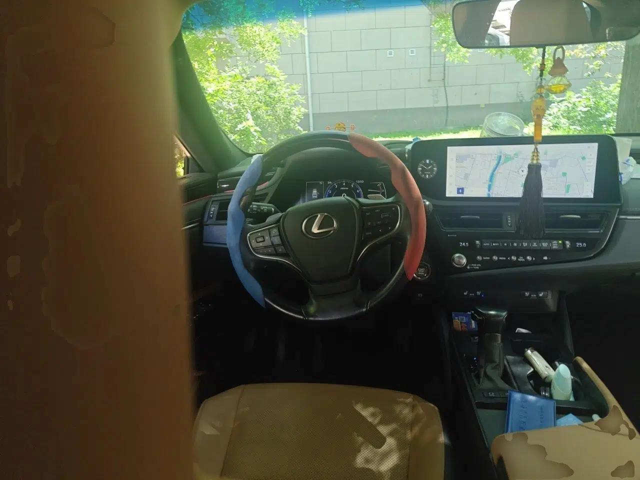Lexus ES 2022 200 Luxury Edition — миниатюра 10