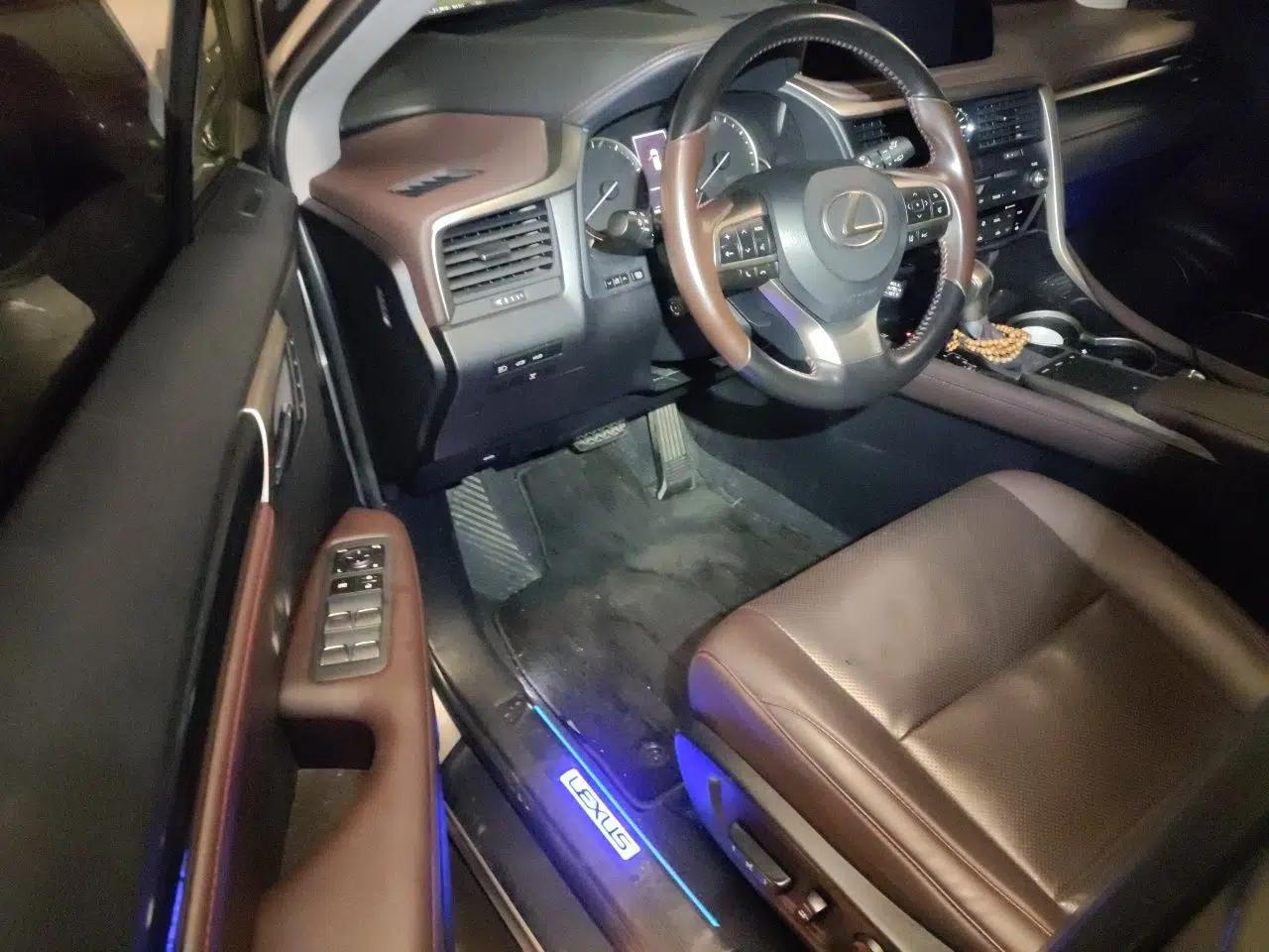 Lexus RX 2020 Facelifted 300 4x4 Elegant Edition — миниатюра 16