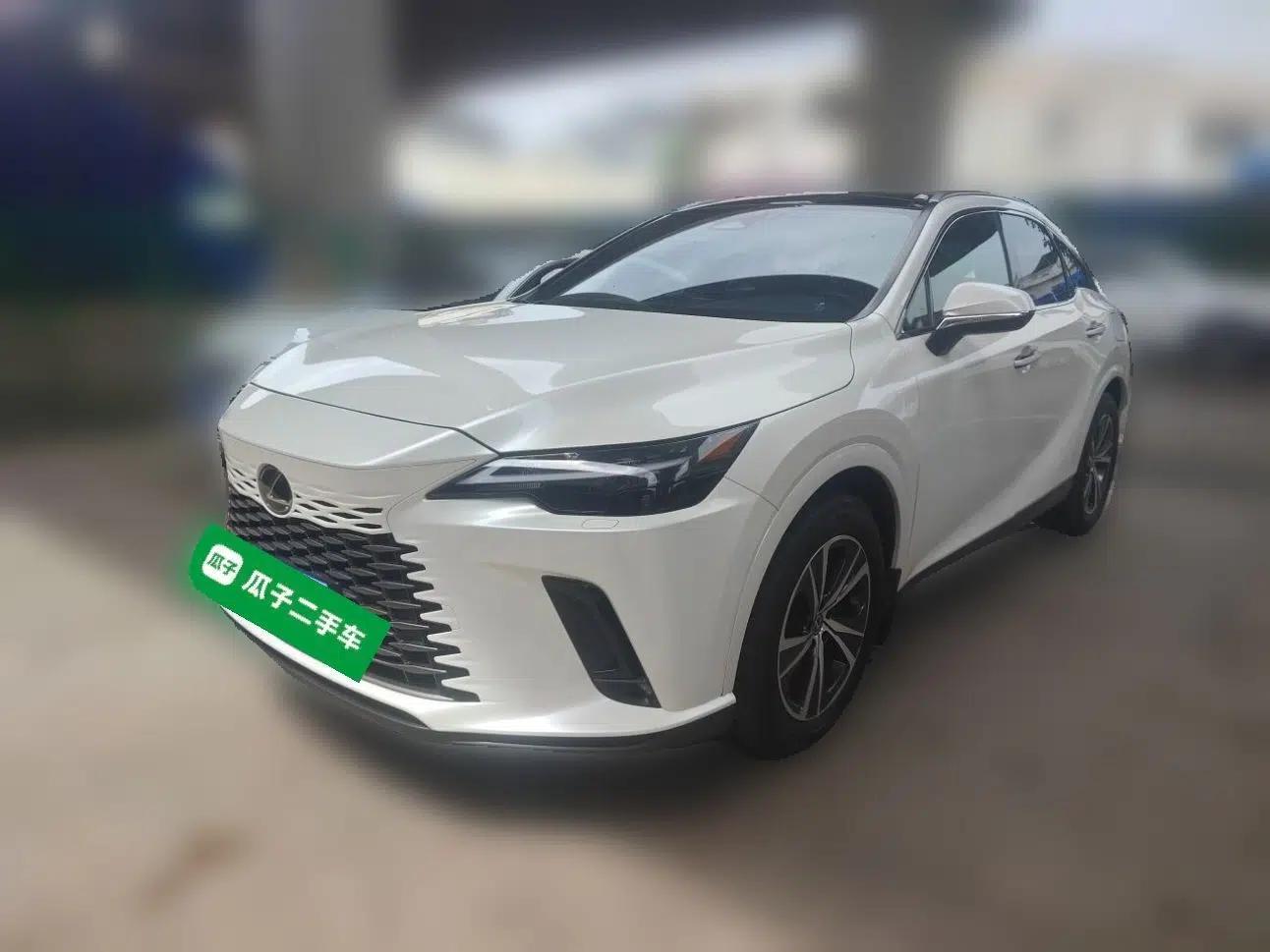 Lexus RX 2023 350h Two-Wheel Drive Comfort Edition — миниатюра 1