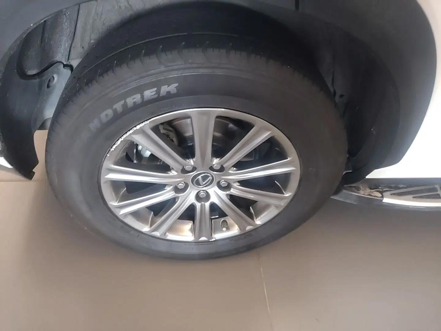 Lexus NX 2018 200 Front-Wheel-Drive Xingxing Edition China VI Standard — миниатюра 16