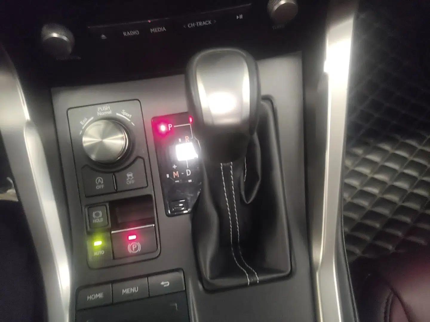 Lexus NX 2018 200 Front-Wheel-Drive Xingxing Edition China VI Standard — миниатюра 21
