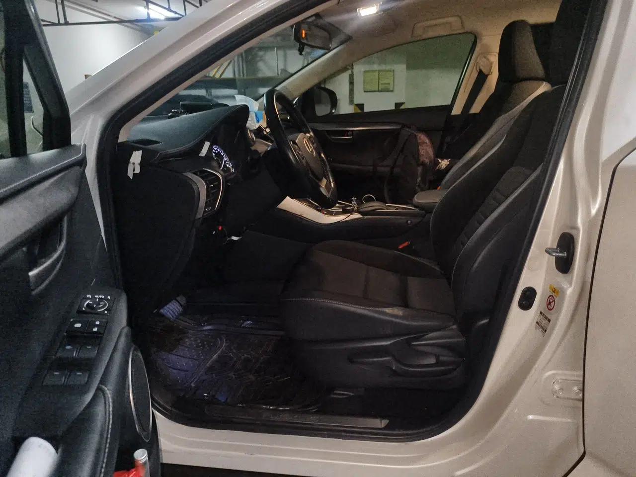 Lexus NX 2016 200 Special Limited Edition — миниатюра 16