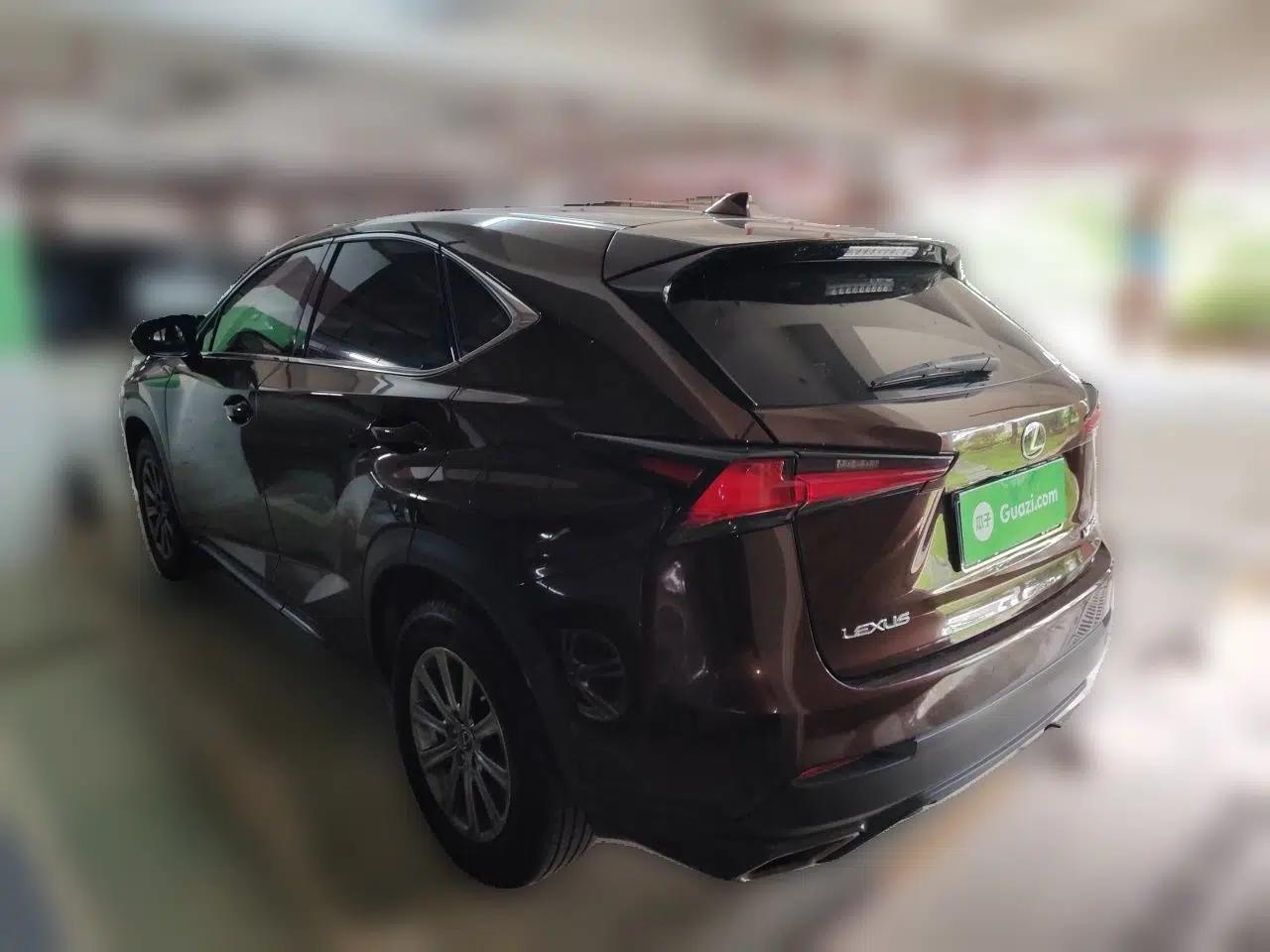 Lexus NX 2017 300 Front-Wheel-Drive Limited Edition — миниатюра 4