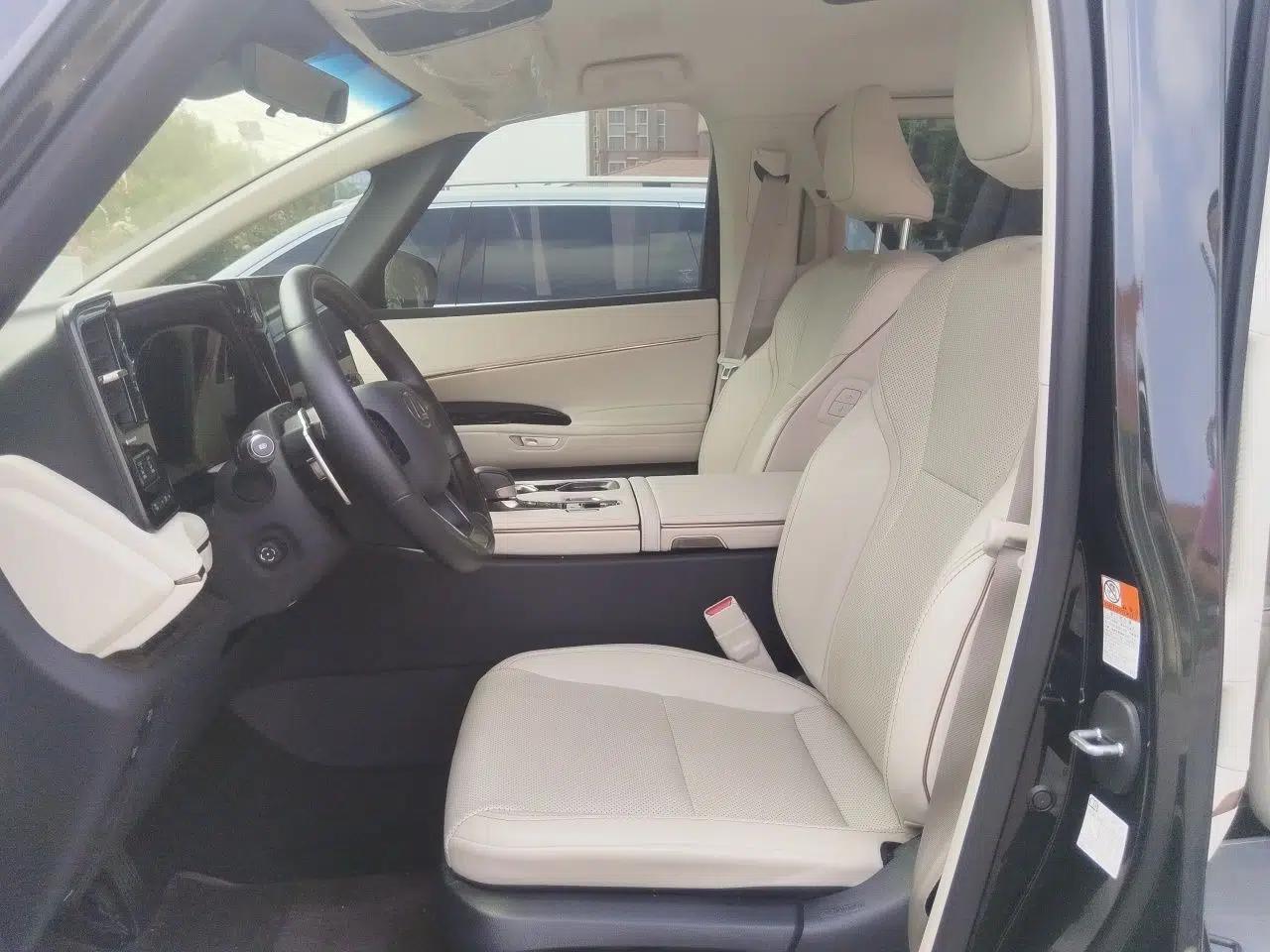 Lexus LM 2023 500h Six-Seater Prestige Edition — миниатюра 15