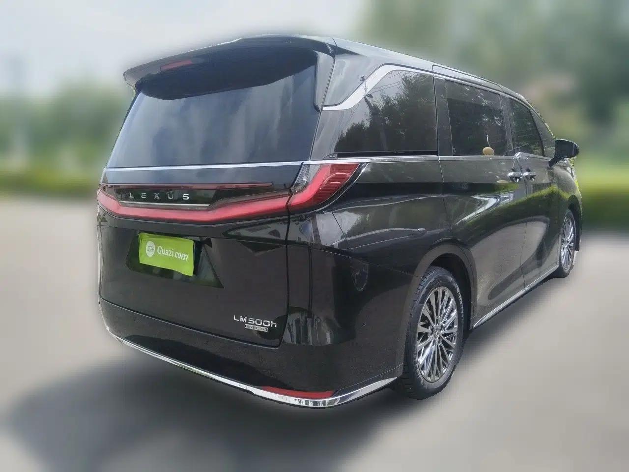 Lexus LM 2023 500h Six-Seater Prestige Edition — миниатюра 6
