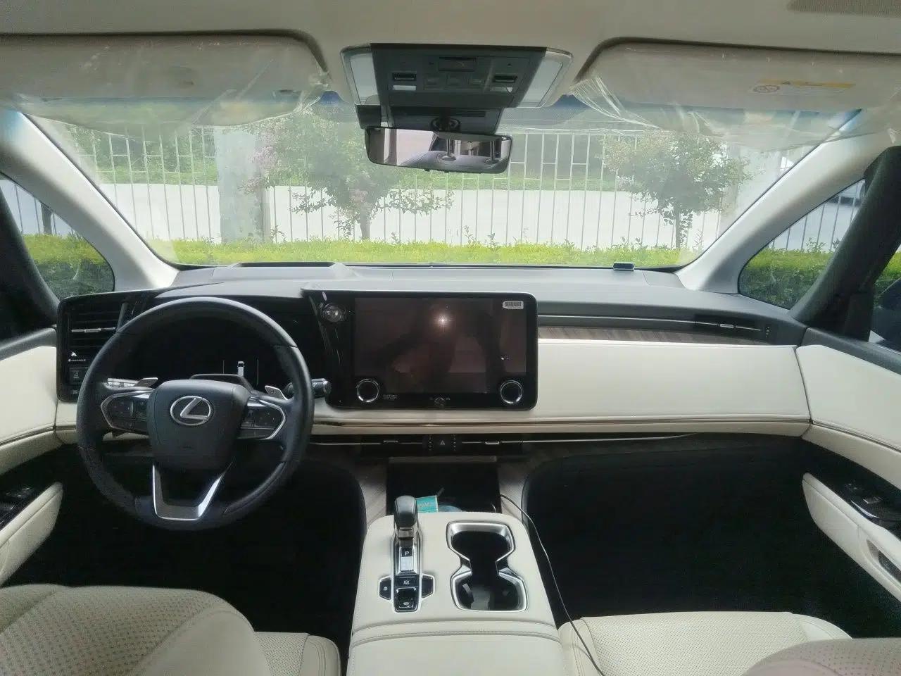 Lexus LM 2023 500h Six-Seater Prestige Edition — миниатюра 9
