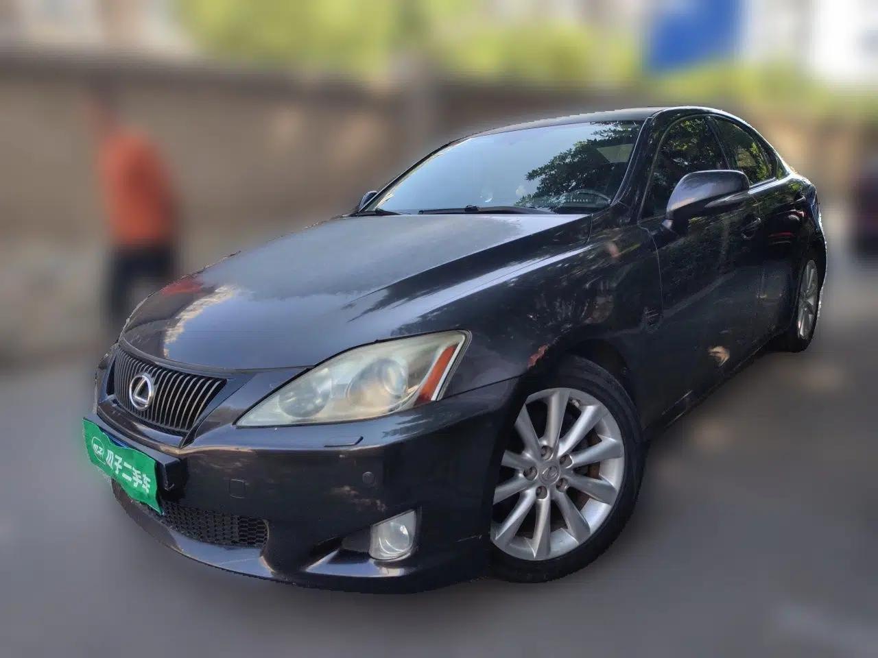 Lexus IS 2009 300 — миниатюра 1