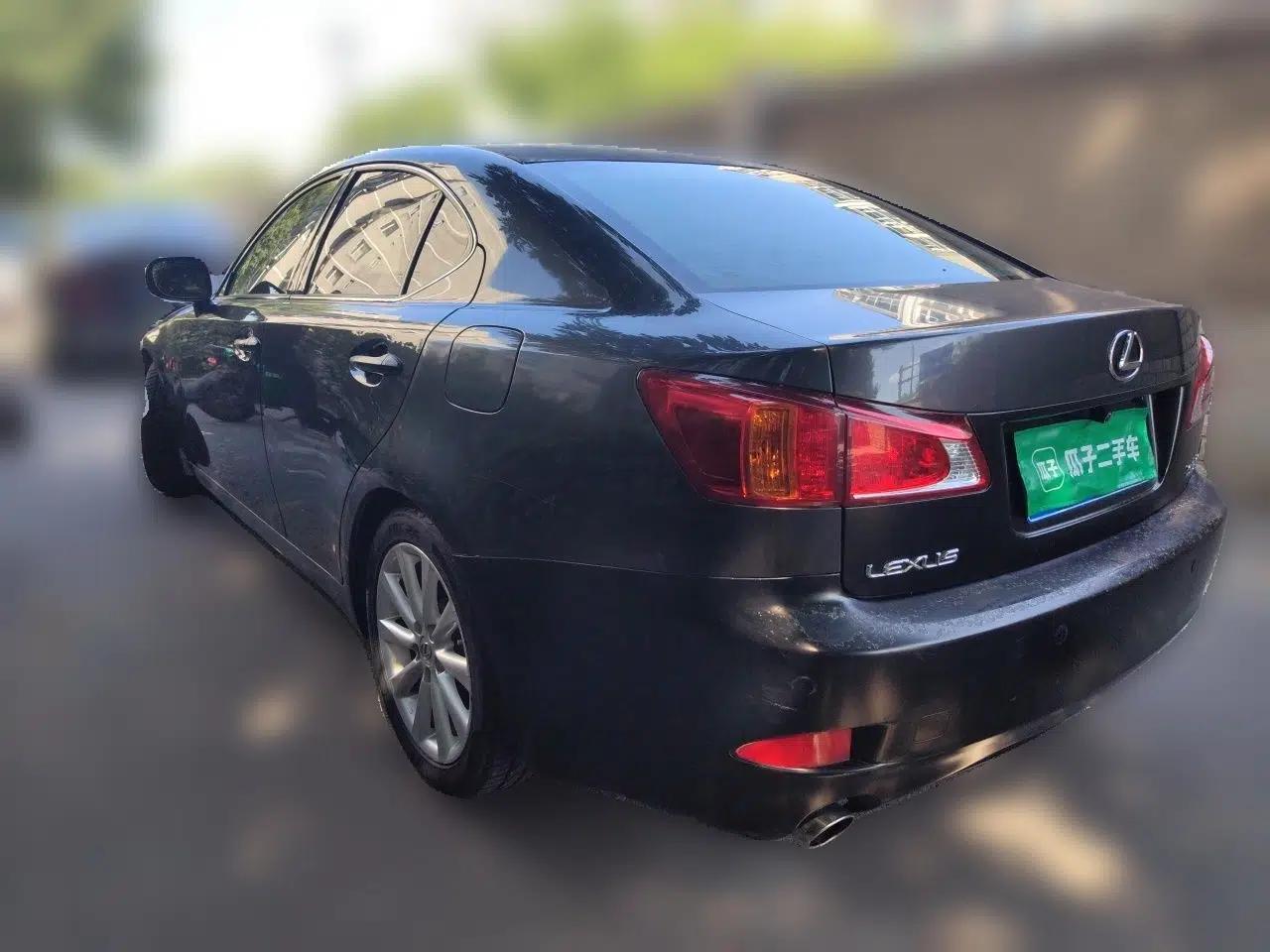 Lexus IS 2009 300 — миниатюра 4