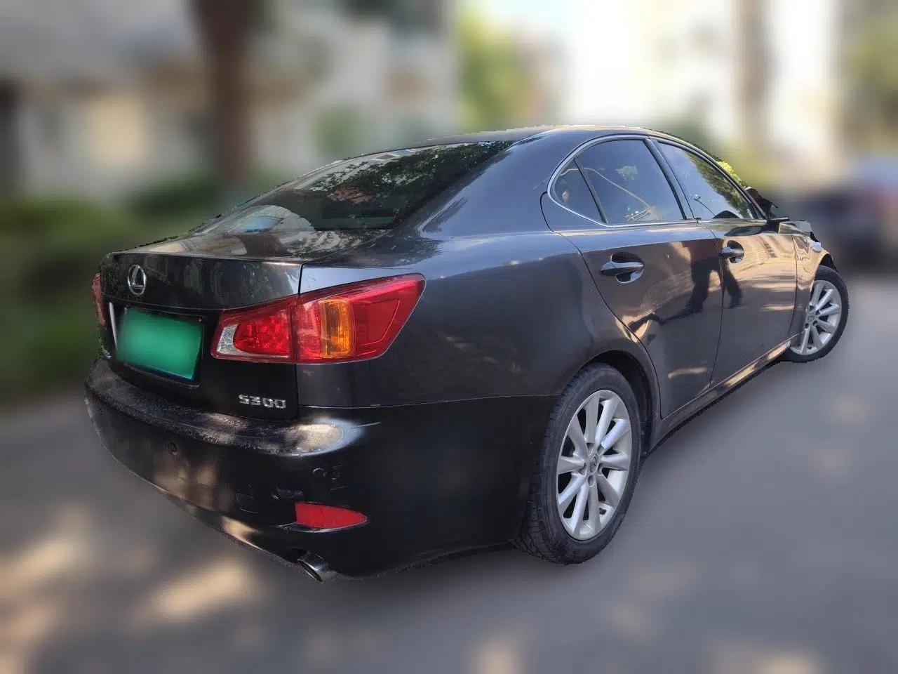 Lexus IS 2009 300 — миниатюра 6