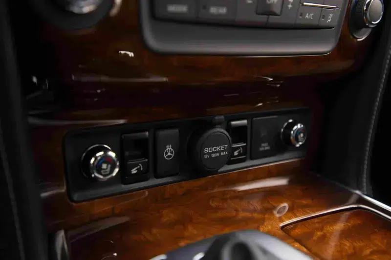 Infiniti QX80 2016 5.6L 4WD — миниатюра 12