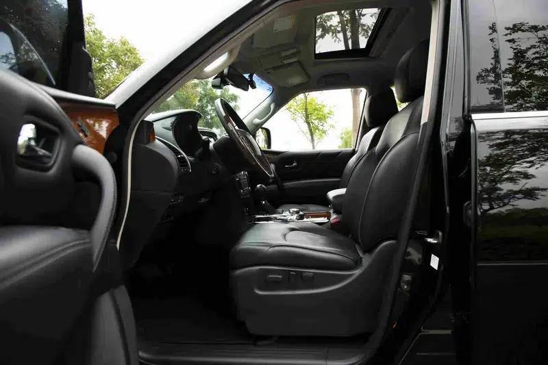 Infiniti QX80 2016 5.6L 4WD — миниатюра 29