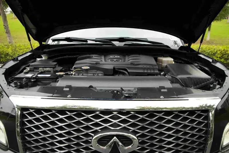 Infiniti QX80 2016 5.6L 4WD — миниатюра 8