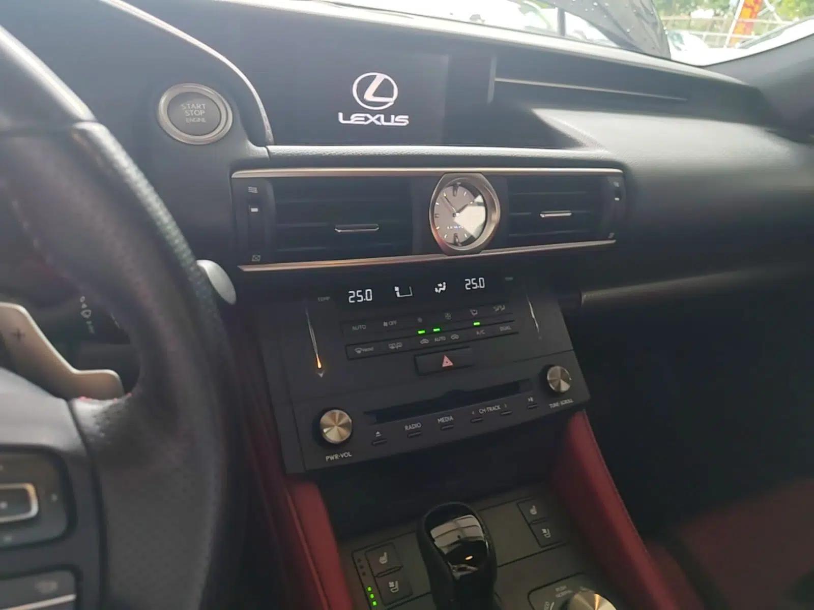 Lexus RC 2016 200t F SPORT Edition — миниатюра 15