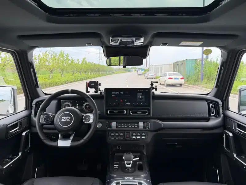 212 T01 2024 Explorer 2.0T — миниатюра 7