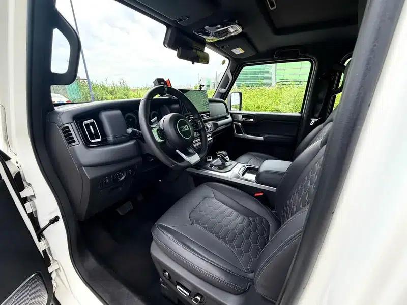 212 T01 2024 Explorer 2.0T — миниатюра 8