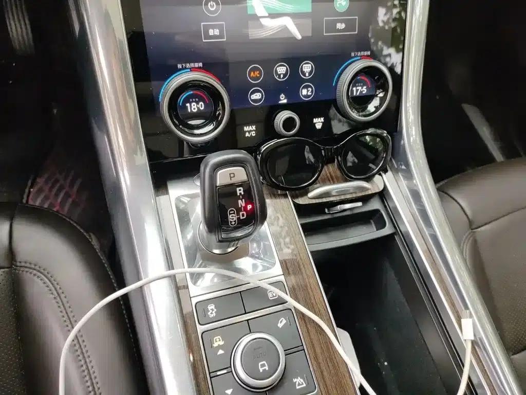 Range Rover Sport Hybrid 2018 P400e — миниатюра 15