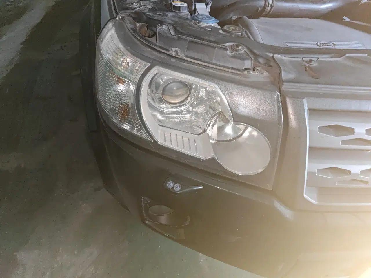 Land Rover Freelander 2 2011 2.2T SD4 SE Diesel Edition — миниатюра 7