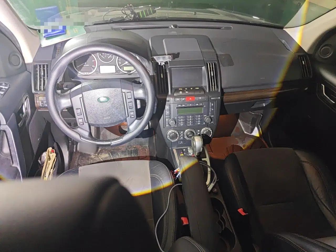 Land Rover Freelander 2 2011 2.2T SD4 SE Diesel Edition — миниатюра 9