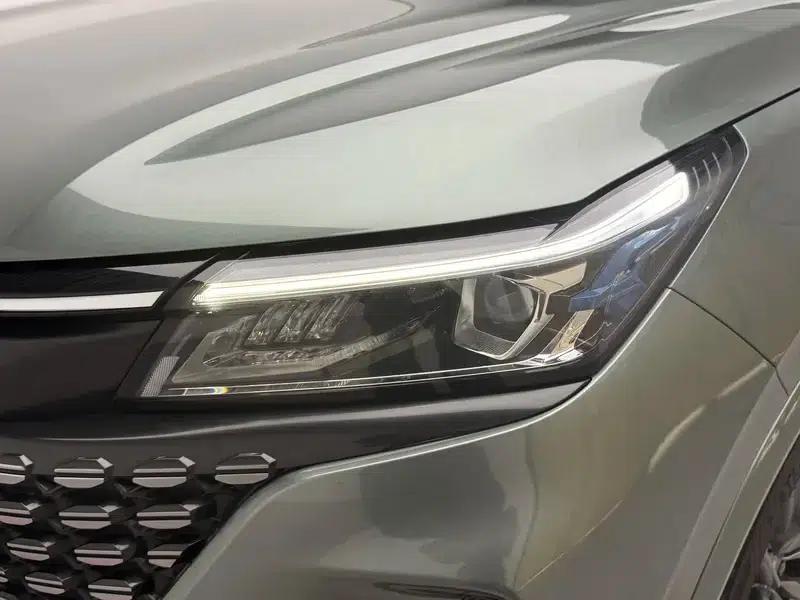 Blue Electric E5 2023 1.5L DE-i Enjoy Edition — миниатюра 12