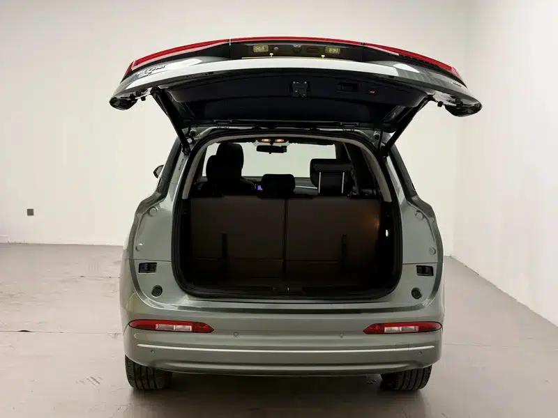 Blue Electric E5 2023 1.5L DE-i Enjoy Edition — миниатюра 20