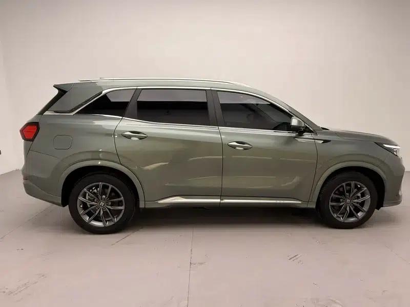 Blue Electric E5 2023 1.5L DE-i Enjoy Edition — миниатюра 8