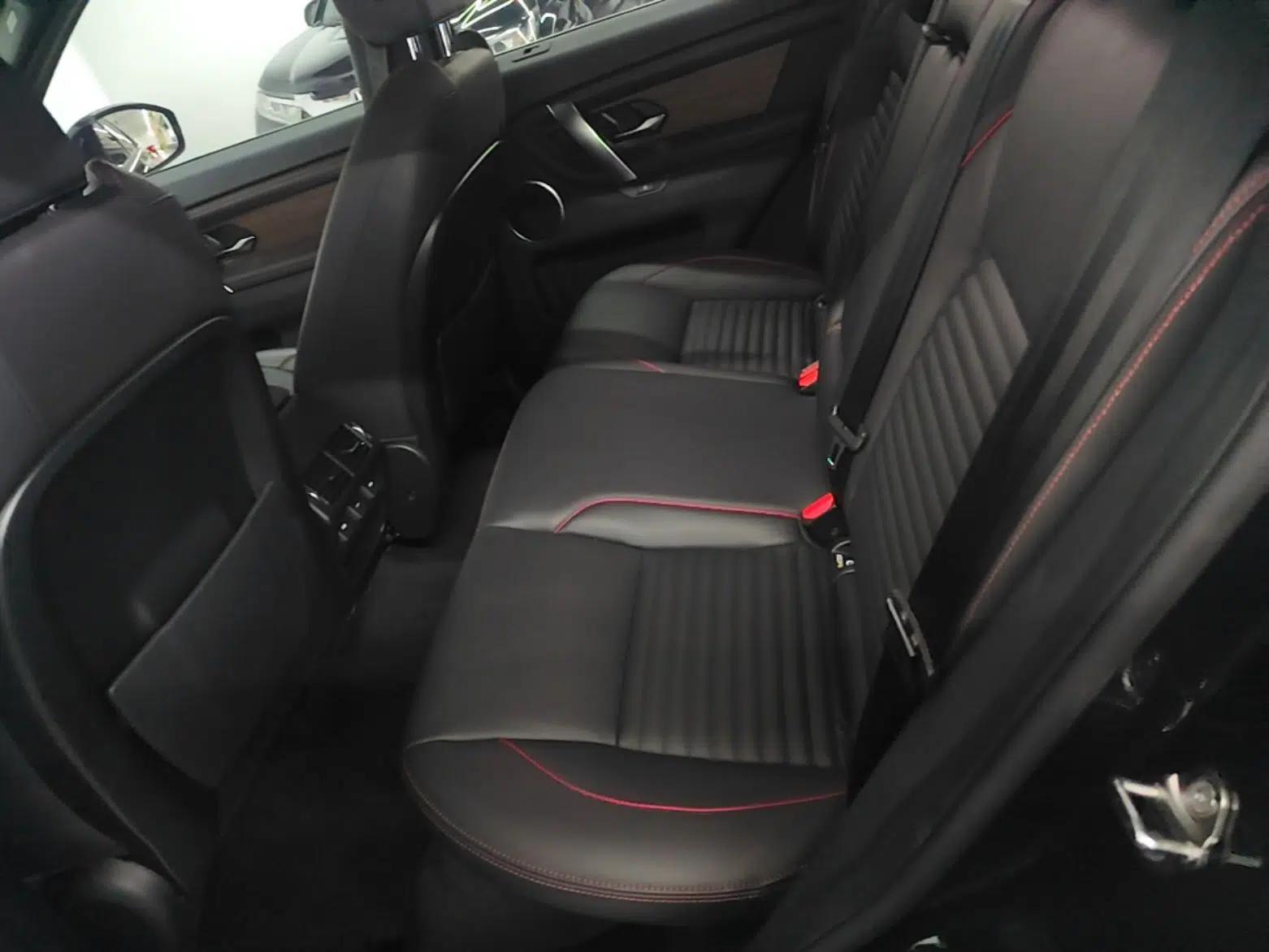 Land Rover Discovery Sport New Energy 2022 P300e Performance Tech Edition — миниатюра 20