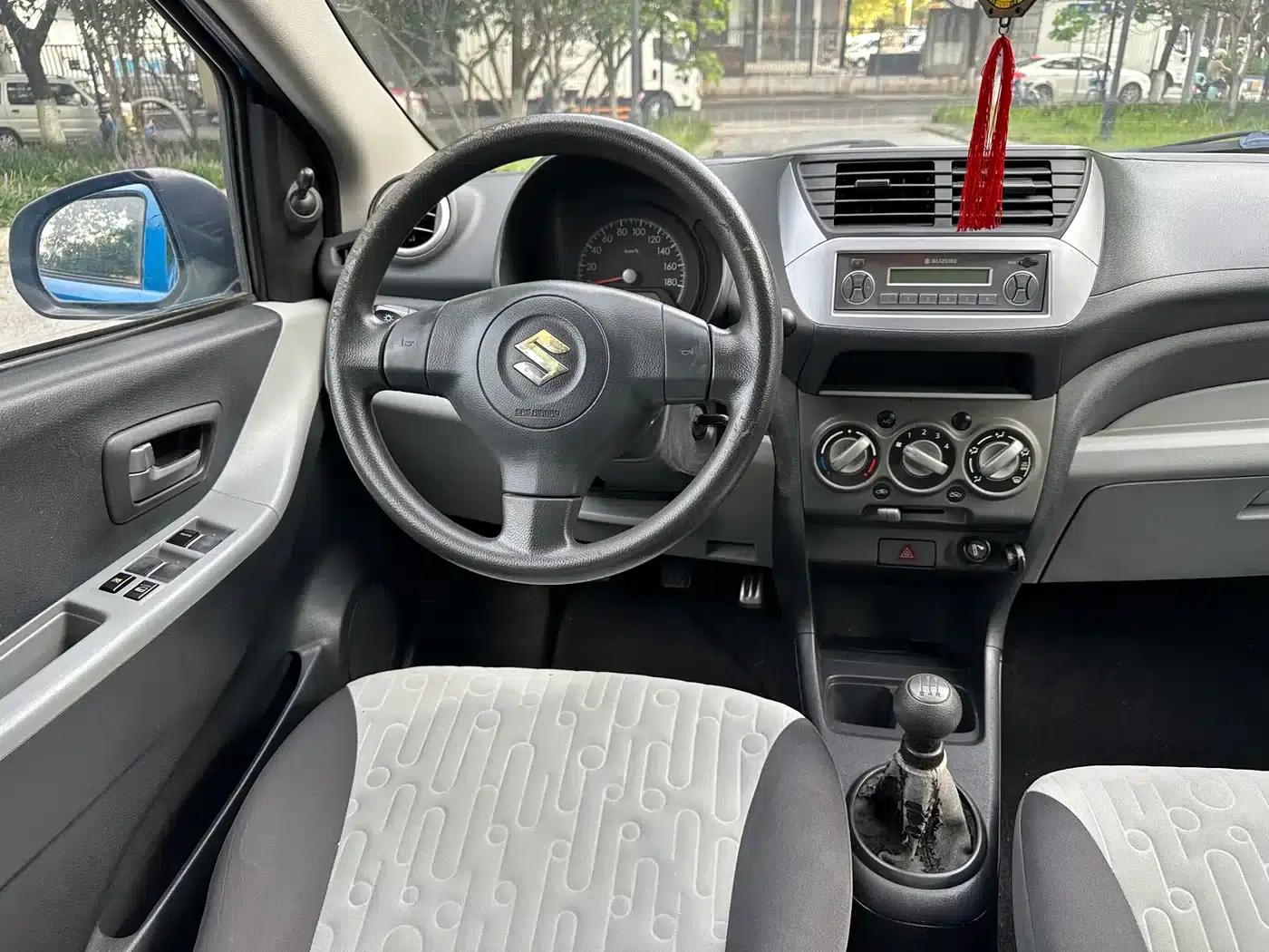Alto 2013 1.0L Manual Comfort Model — миниатюра 12