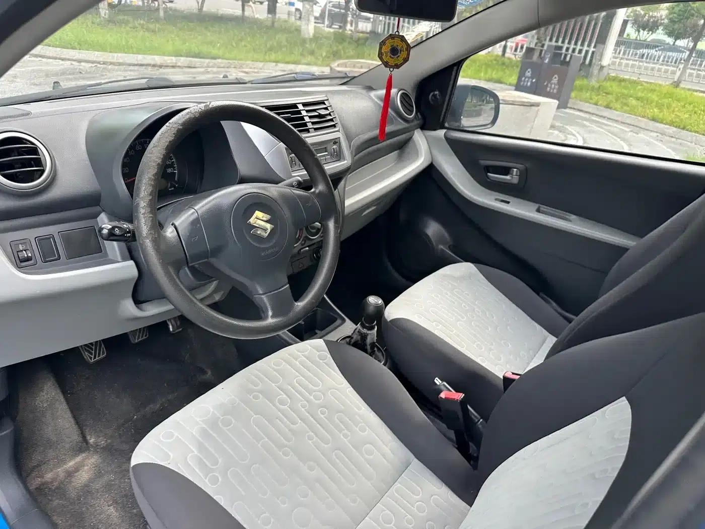 Alto 2013 1.0L Manual Comfort Model — миниатюра 15