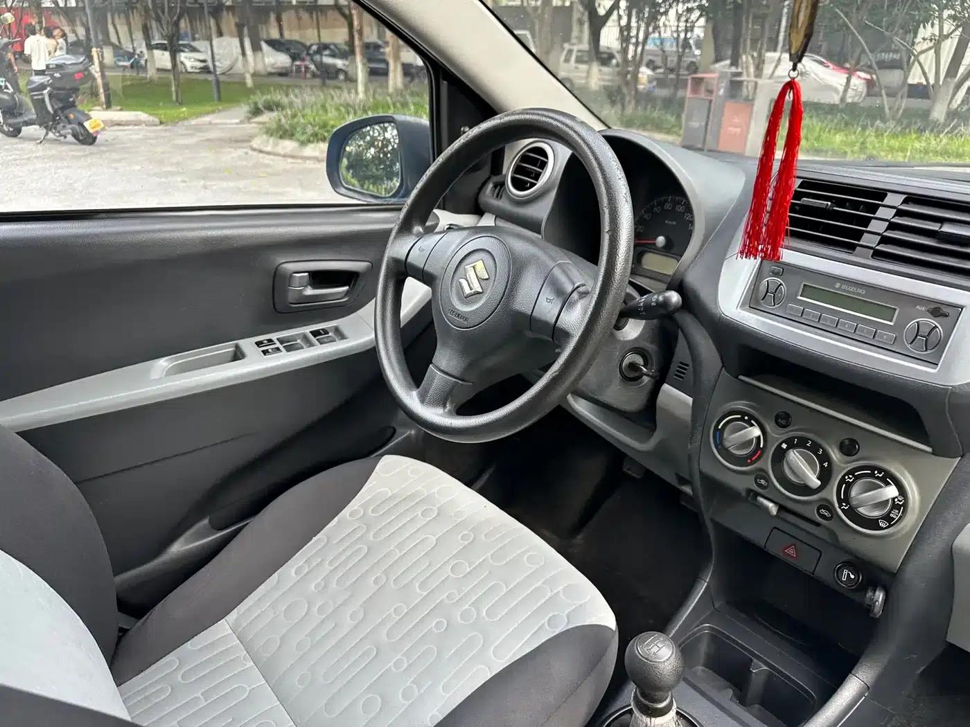 Alto 2013 1.0L Manual Comfort Model — миниатюра 17