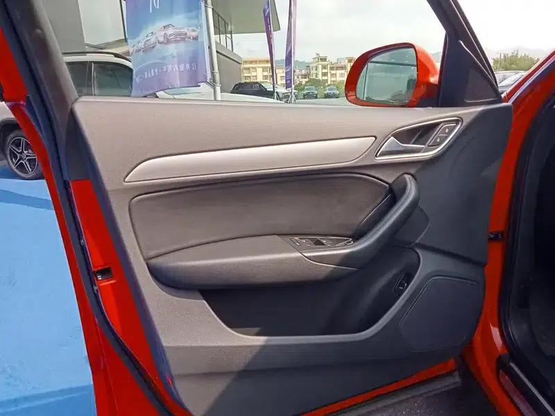 Audi Q3 2016 30 TFSI Standard Edition — миниатюра 13