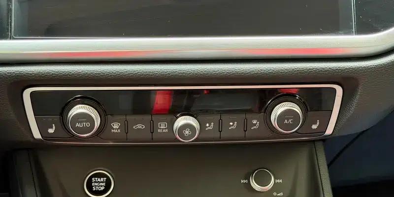 Audi Q3 2023 35 TFSI Fashion Dynamic Edition — миниатюра 13
