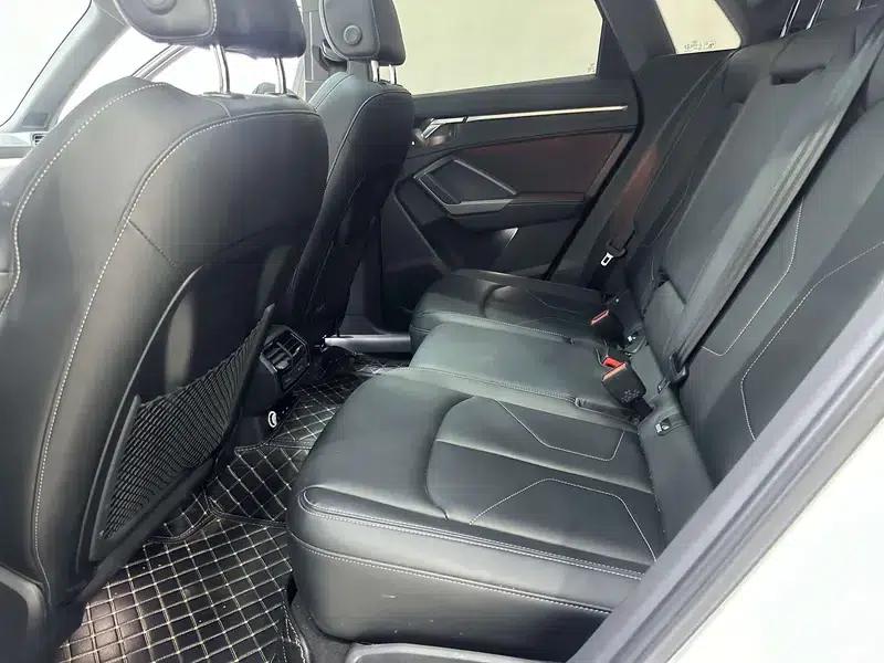 Audi Q3 2024 35 TFSI Progressive Dynamic — миниатюра 13