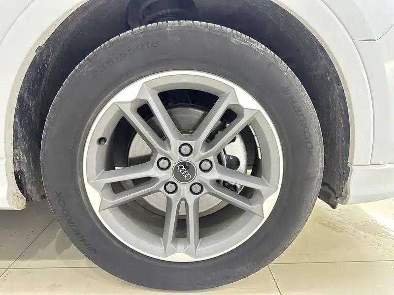 Audi Q3 2024 35 TFSI Progressive Dynamic — миниатюра 6