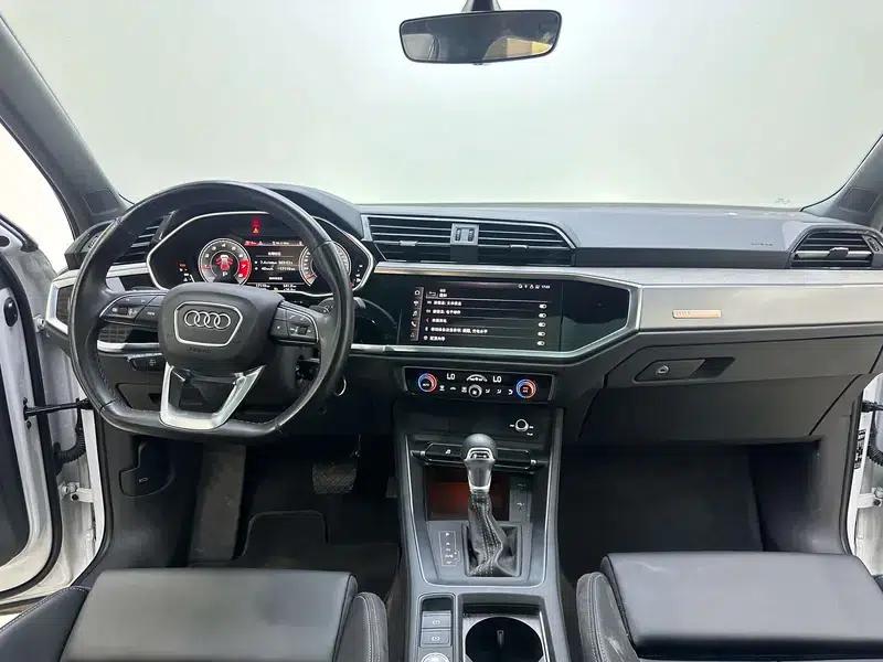 Audi Q3 2024 35 TFSI Progressive Dynamic — миниатюра 10