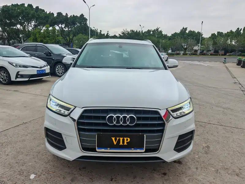 Audi Q3 2018 30th Anniversary Edition 30 TFSI Fashion Model — миниатюра 2