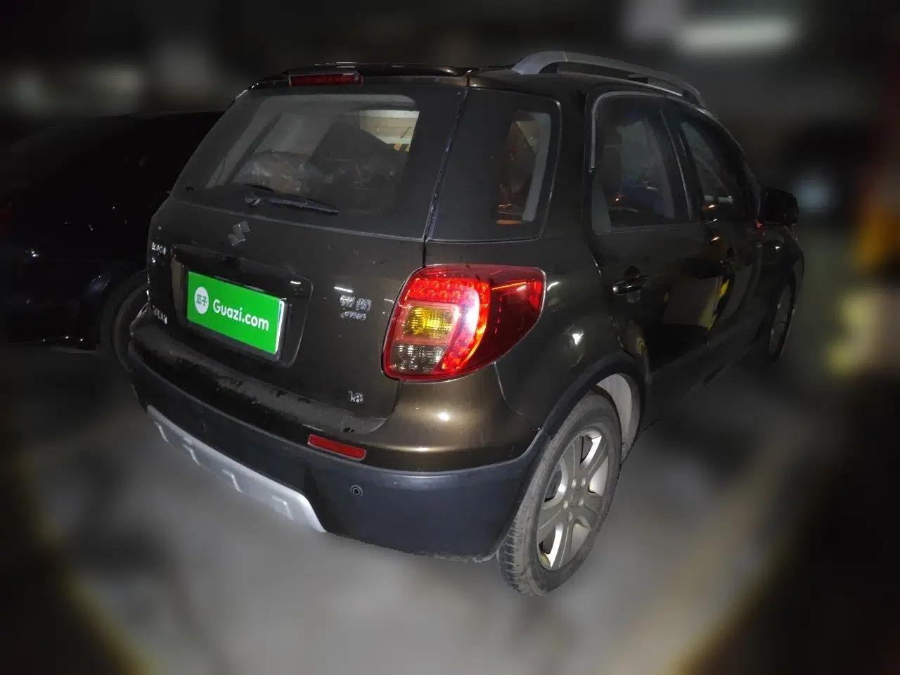 Suzuki SX4 2012 Ruiqi 1.8L Automatic Sport Model — миниатюра 6