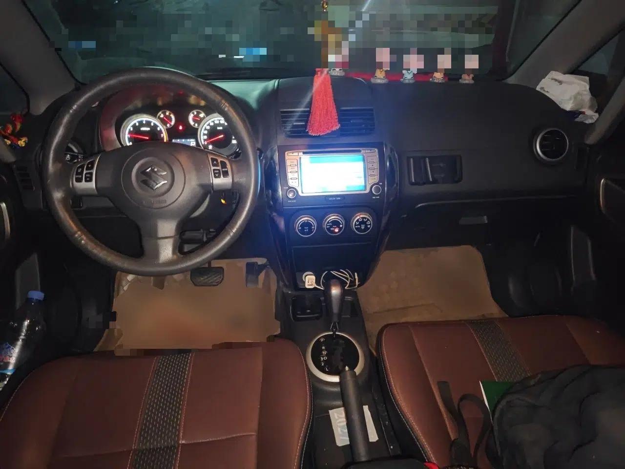 Suzuki SX4 2012 Ruiqi 1.8L Automatic Sport Model — миниатюра 9