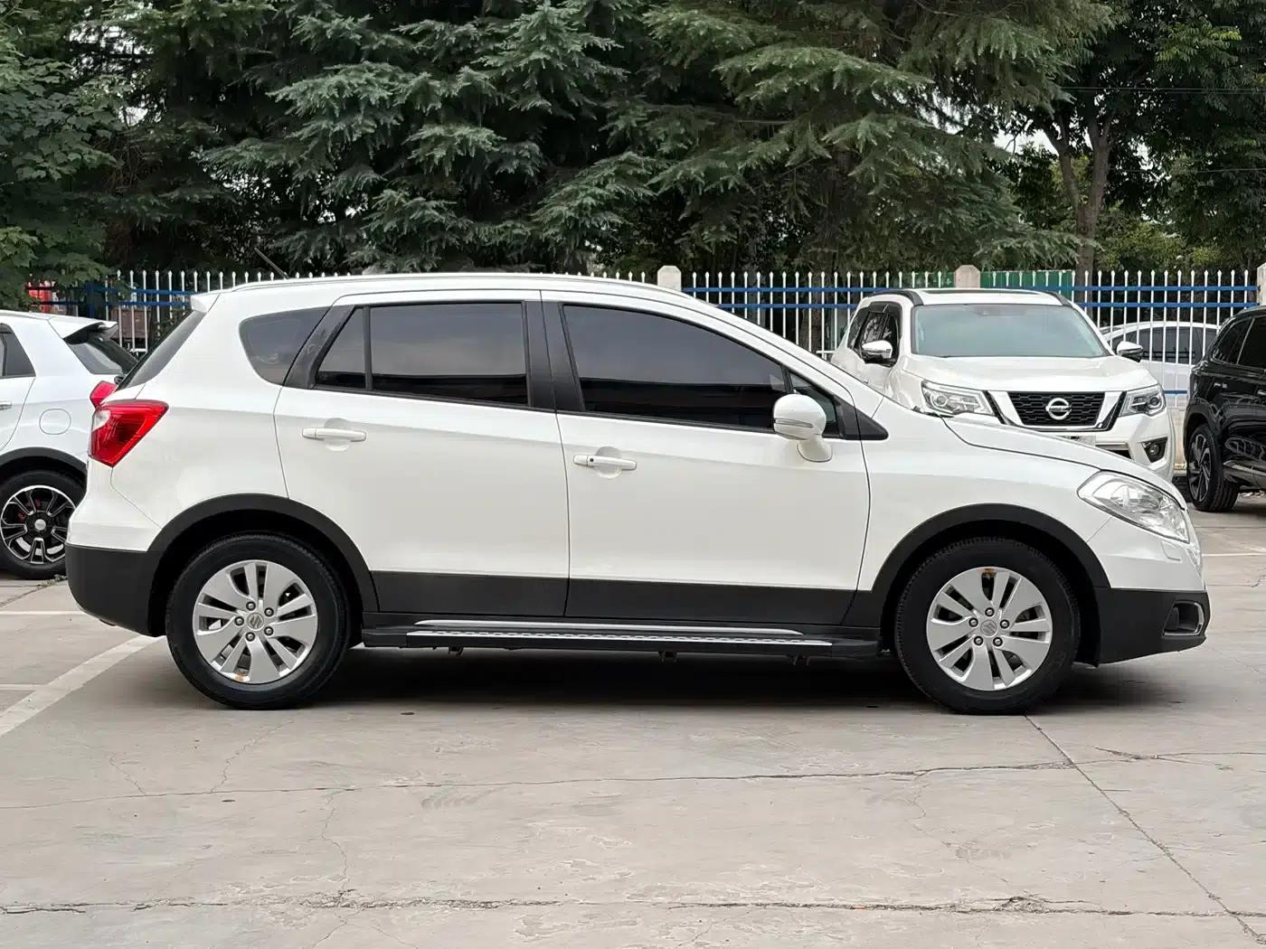 Vitara 2014 1.6L CVT 2WD Elite — миниатюра 16
