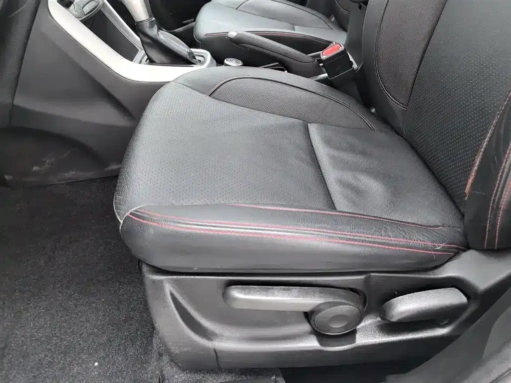 2014 Vitara 1.6L CVT 4WD Premium — миниатюра 20