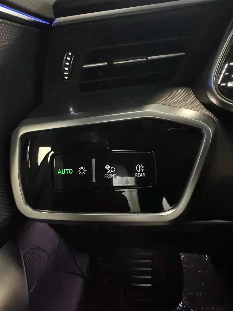 Audi A6L 2025 45 TFSI Premium Dynamic Edition — миниатюра 21