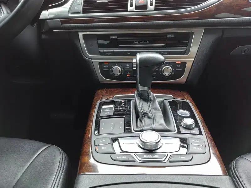 Audi A6L 2015 TFSI Millionth Anniversary Smart Edition — миниатюра 20