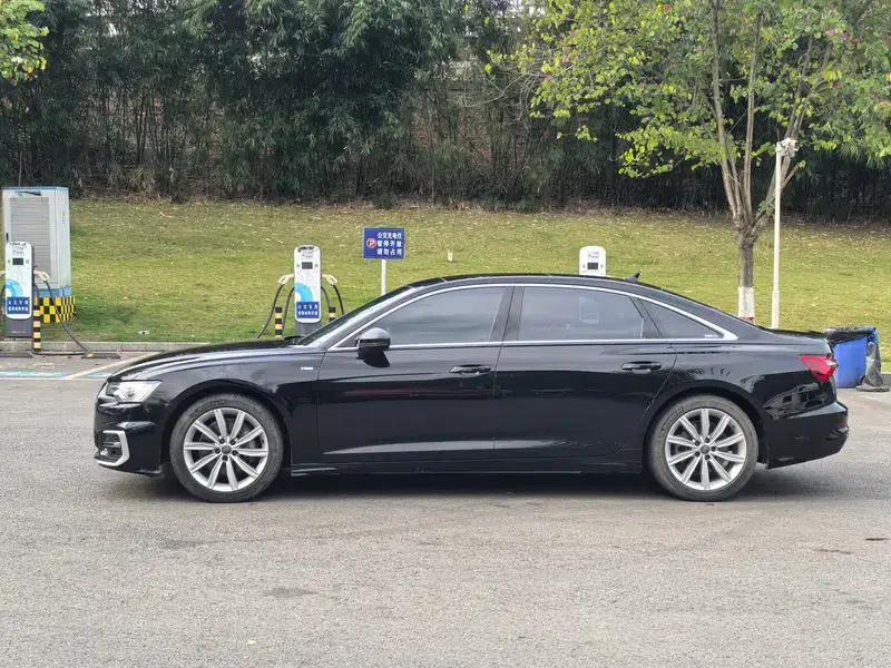 Audi A6L 2021 45 TFSI quattro Premium Dynamic Edition — миниатюра 4