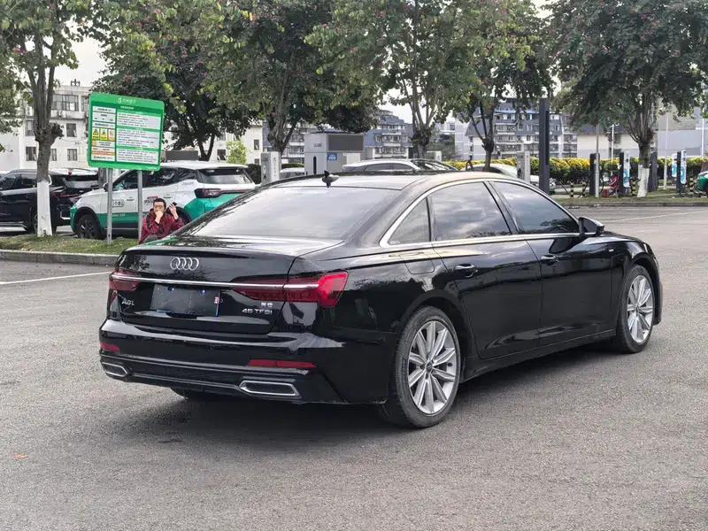 Audi A6L 2021 45 TFSI quattro Premium Dynamic Edition — миниатюра 7