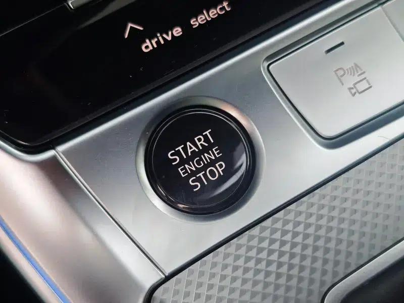 Audi A6L 2023 40 TFSI Luxury Dynamic — миниатюра 10