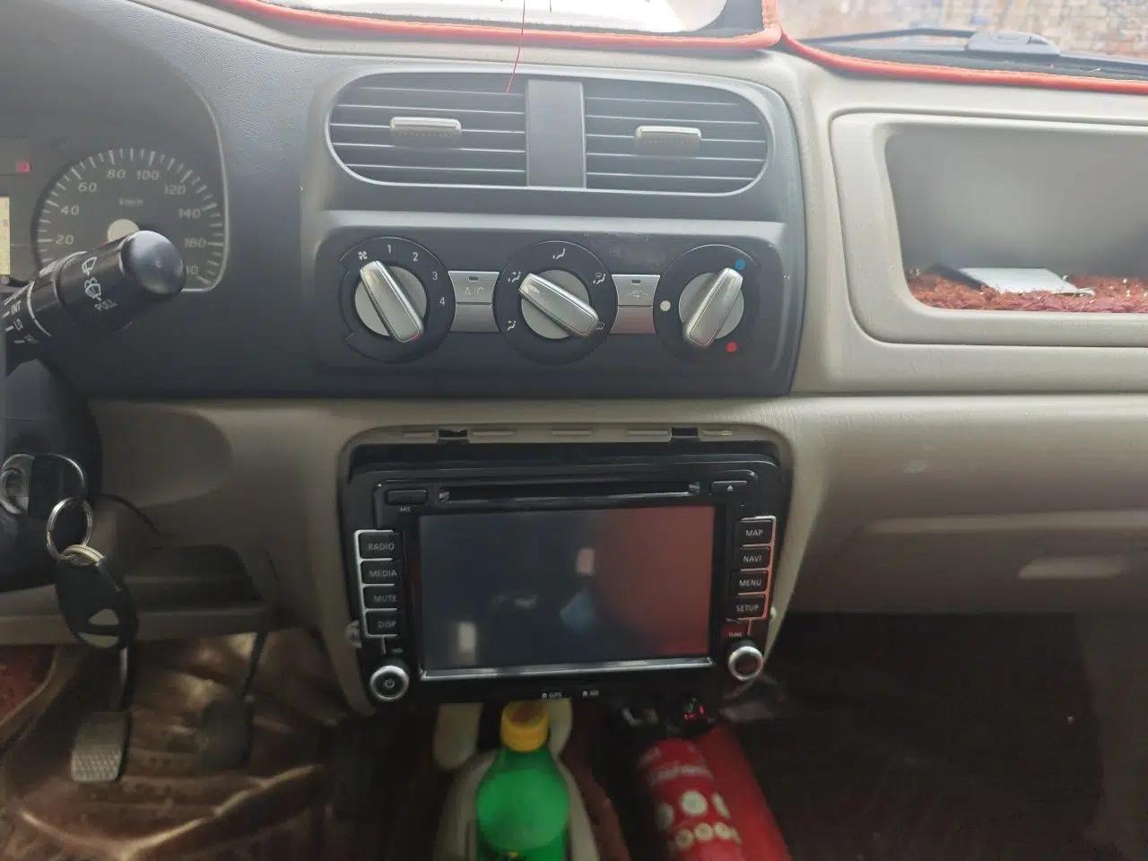 Suzuki Wagon R 2015 1.0L Manual Comfort Model — миниатюра 13