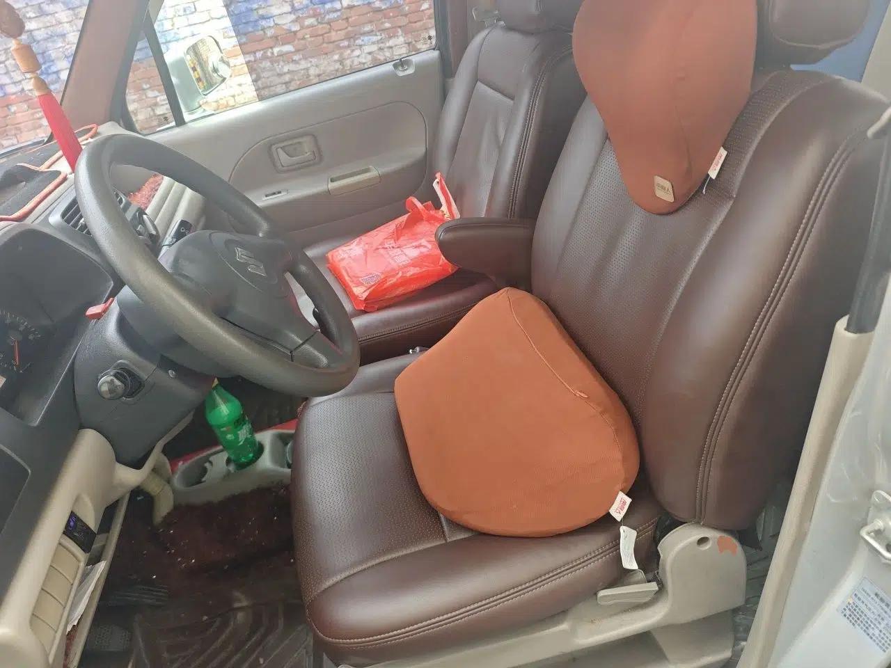 Suzuki Wagon R 2015 1.0L Manual Comfort Model — миниатюра 15